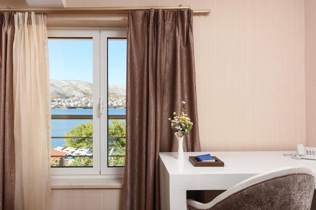 Family Hotel Zanè - Pag, Croatia